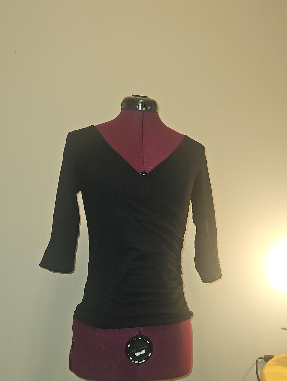 Kenneth Cole Black V-Neck Ruched 3/4 Sleeve Top